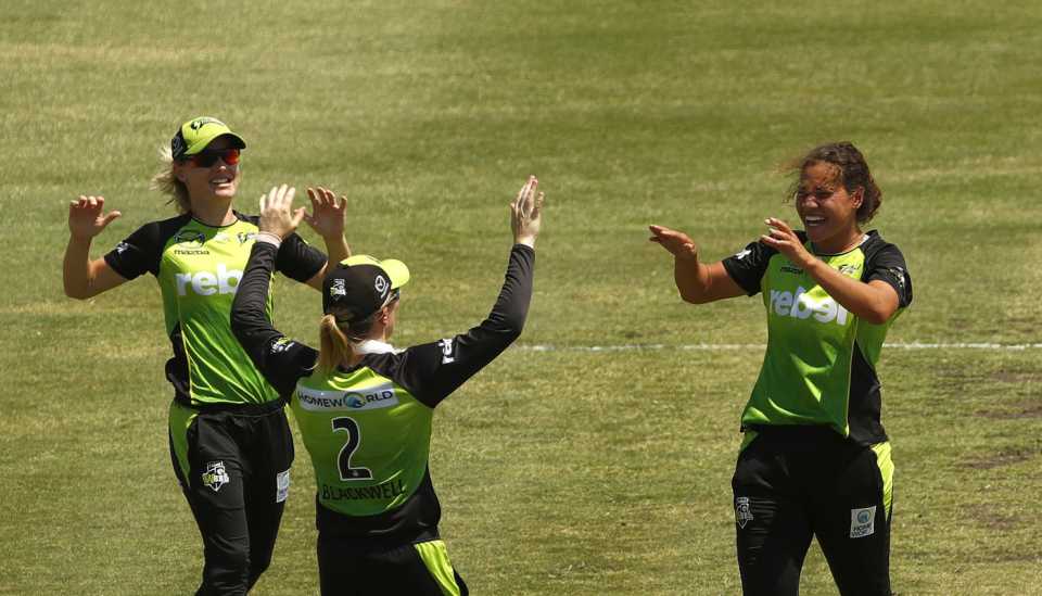 Belinda Vakarewa celebrates the wicket of Tammy Beaumont 