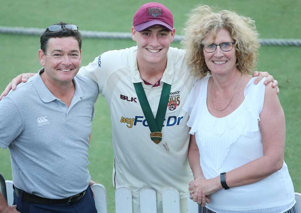 Matt Renshaw with his parents Ian and Alison, Queensland v Tasmania, Sheffield Shield 2017-18 final, Brisbane, March 27, 2018