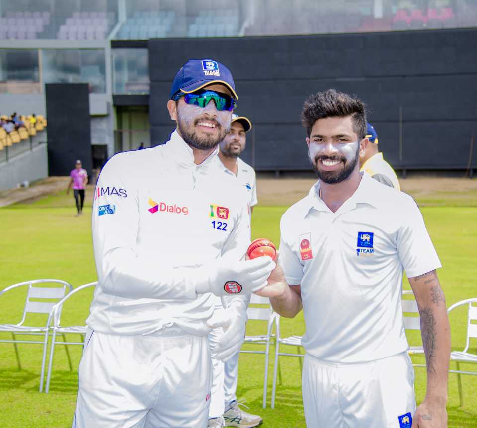 Dinesh Chandimal and Niroshan Dickwella pose with the pink ball, Kandy v Colombo, Super Four Provincial Tournament 2018, Hambantota, April 8, 2018