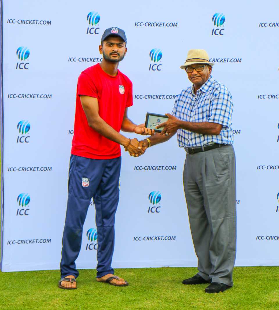 Monank Patel accepts the Man of the Match award from former West Indies player Alvin Kallichharan, USA v Panama, ICC World Twenty20 Americas Sub Regional Qualifier A, Morrisville, September 20, 2018