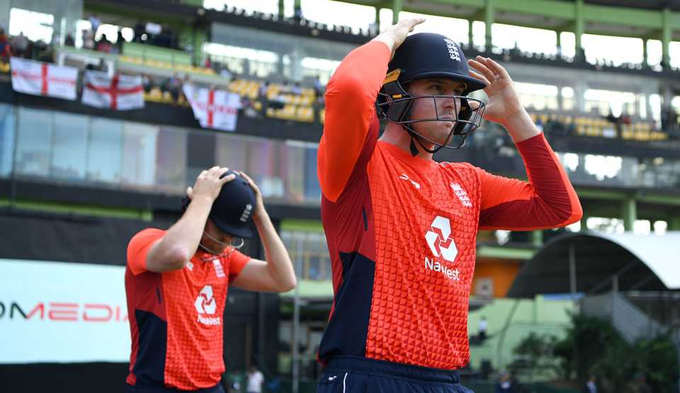 Jason Roy walks out to bat, Sri Lanka v England, 1st ODI, Dambulla, October 10, 2018