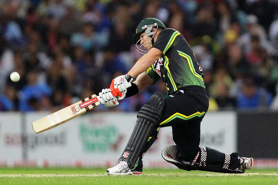 Is he batting right-handed? A David Warner switch hit from a T20I in 2012