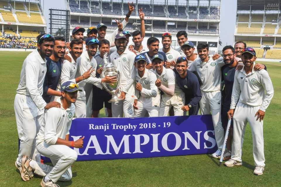 The Vidarbha players pose with the trophy, Vidarbha v Saurashtra, Ranji Trophy 2018-19 final, Nagpur, 5th day, February 7, 2019