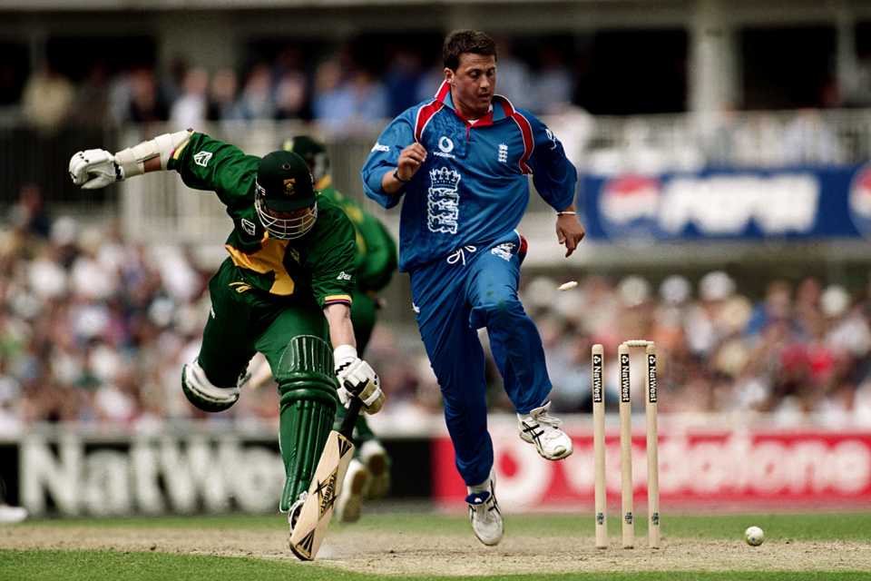 Darren Gough kicks the ball in an attempt to run out Lance Klusener, England v South Africa, World Cup, The Oval, May 22, 1999