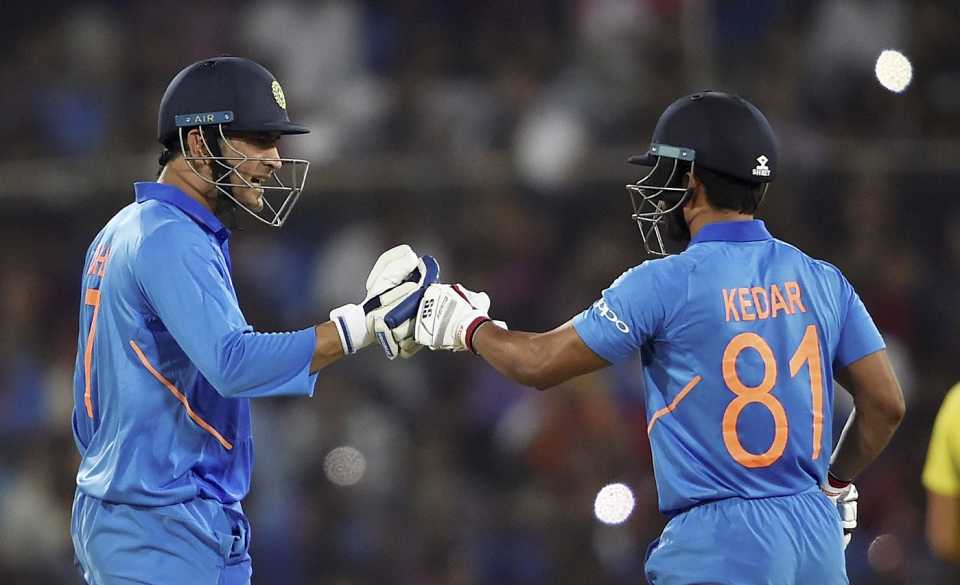 MS Dhoni and Kedar Jadhav combined to help India pull off another chase