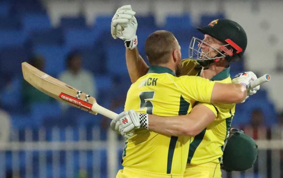 Aaron Finch and Shaun Marsh put on 172 for the second wicket