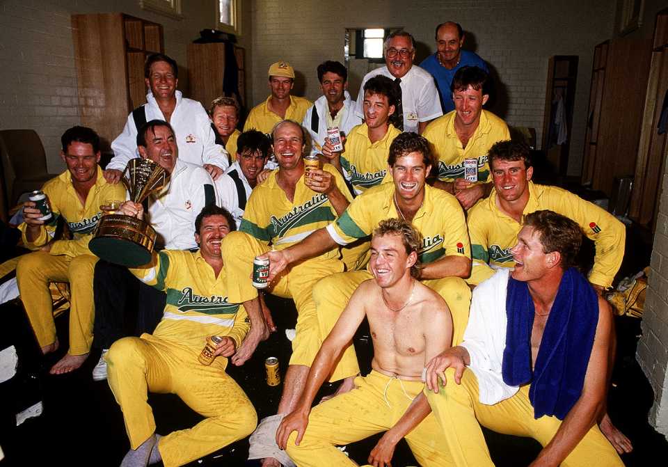 Australia celebrate their Benson & Hedges World Series win, Australia v Pakistan, 2nd final, Sydney, February 25, 1990