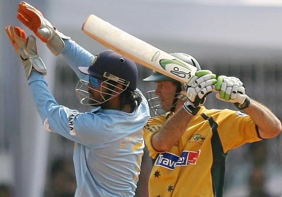 Ricky Ponting plays to the off side as MS Dhoni looks on, India v Australia, 5th ODI, Vadodara, October 11, 2007 
