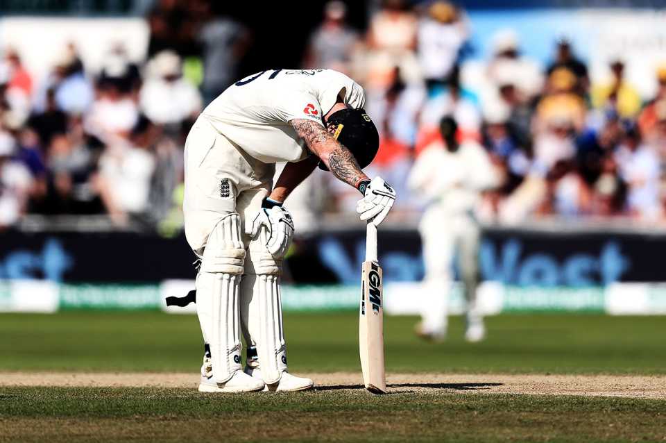 Ben Stokes leans on his bat for a rest, England v Australia, Third Test, Day four, Leeds, August 25, 2019