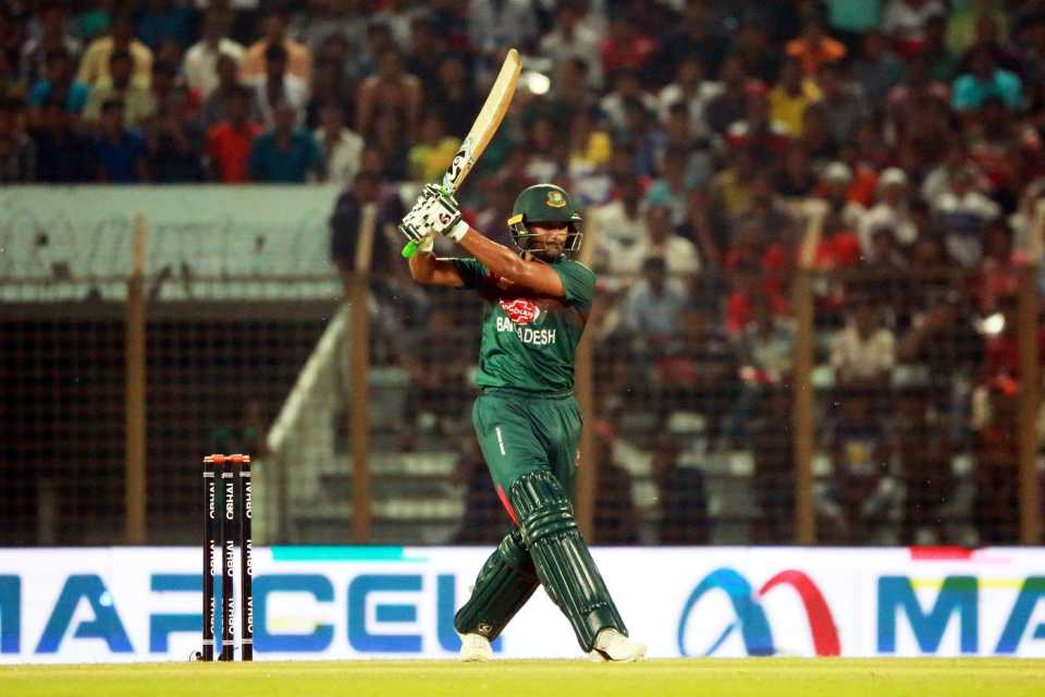 Shakib Al Hasan hits one down the ground, Bangladesh v Afghanistan, 6th match, T20I tri-series, Chattogram, September 21, 2019