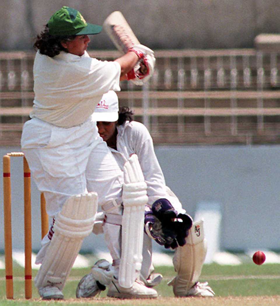 Captain Shaiza Khan made 11, Sri Lanka v Pakistan, 1st women's ODI, Colombo, April 11, 1998