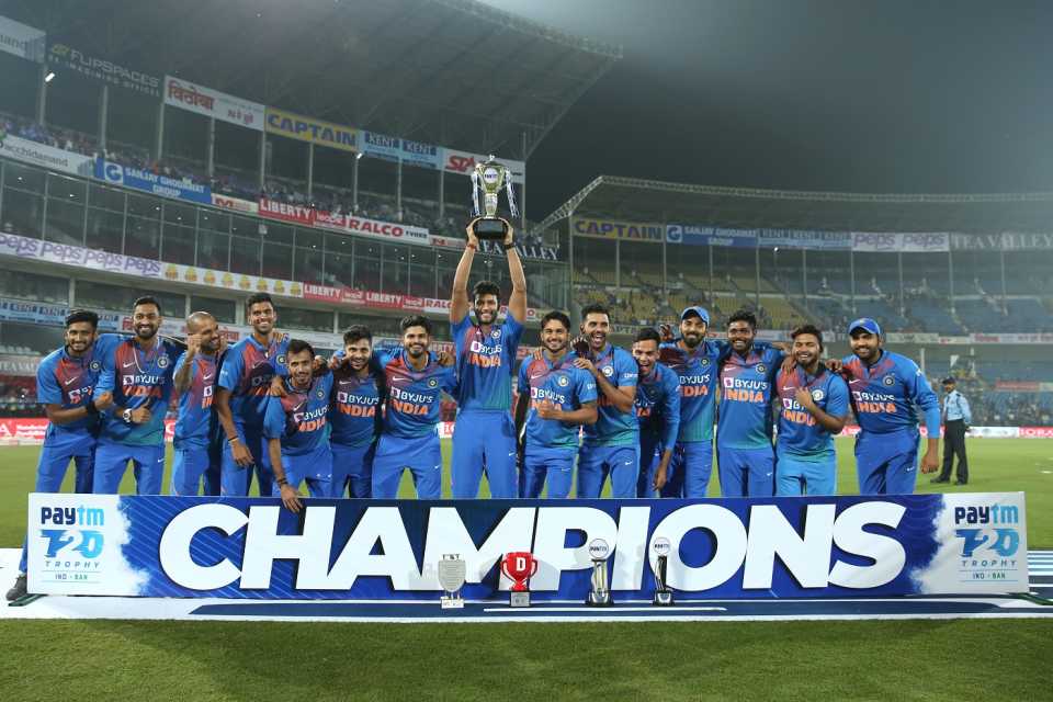 India celebrate their series victory