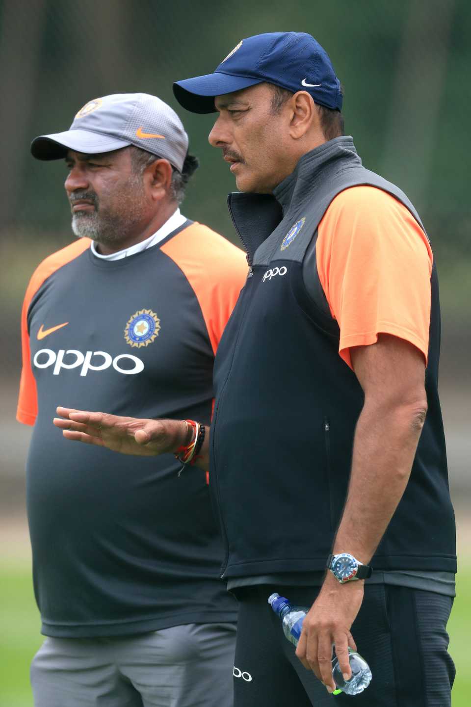 Ravi Shastri has a chat with Bharat Arun during a nets session at Edgbaston
