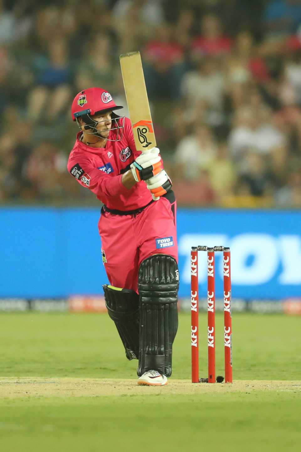 Josh Philippe led the Sixers chase with a 52-ball 83*