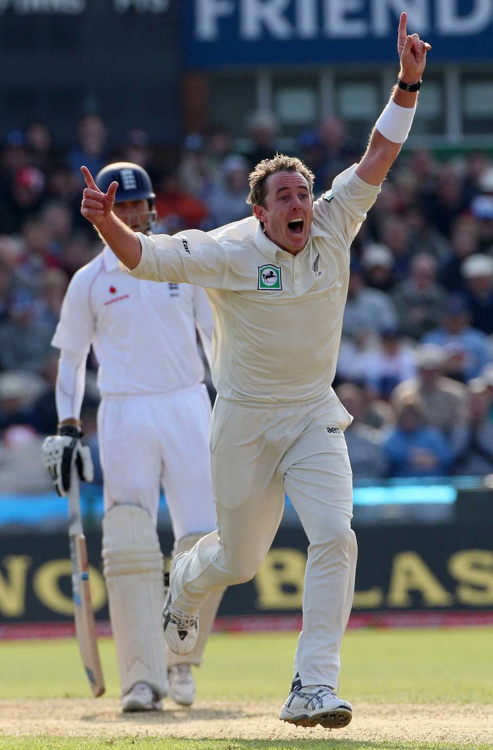 Iain O'Brien appeals for the wicket of Michael Vaughan in 2008