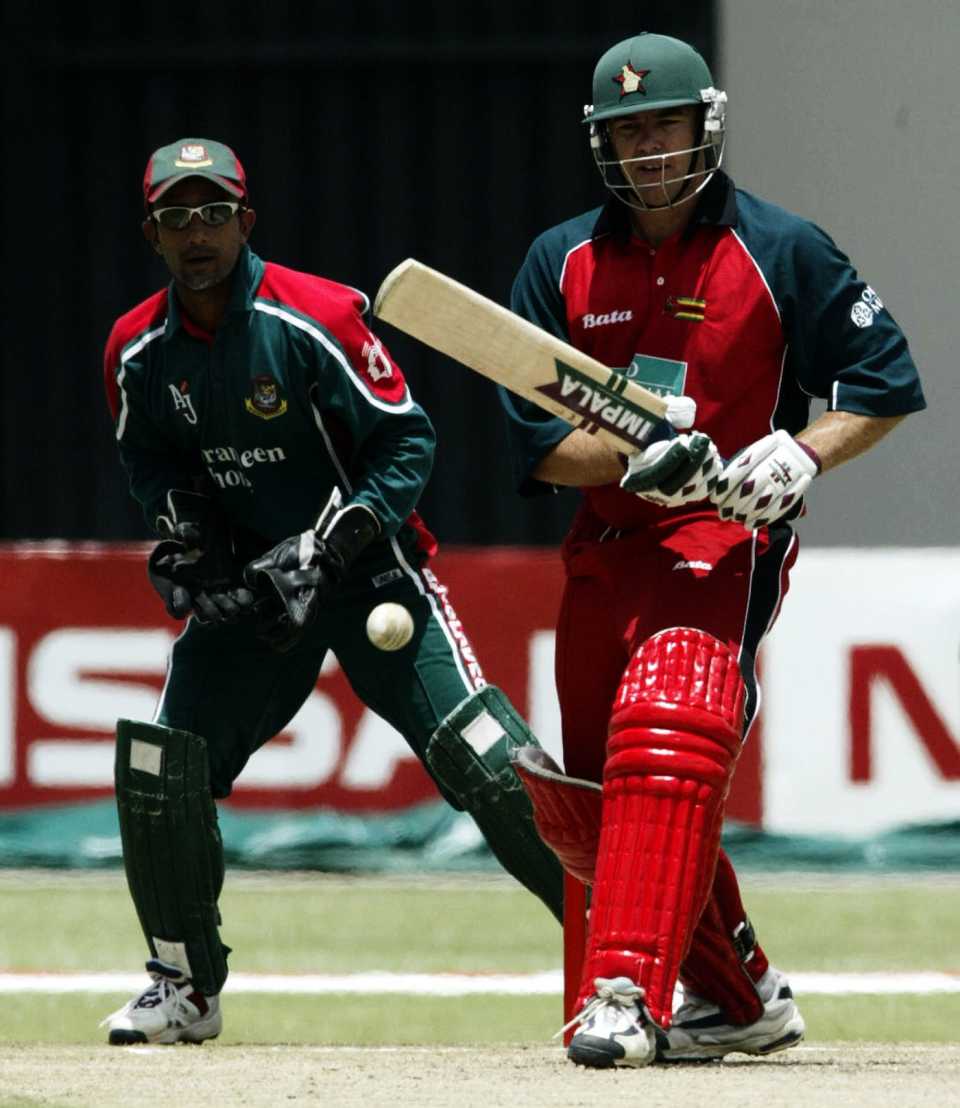 Heath Streak plays a shot, Zimbabwe v Bangladesh, 4th ODI, Harare, March 12, 2004