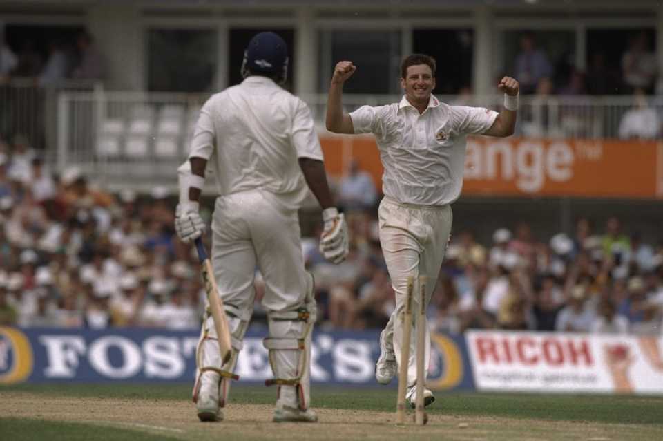 Michael Kasprowicz celebrates the wicket of Devon Malcolm, day three, sixth Test, England v Australia, The Oval, August 23, 1997