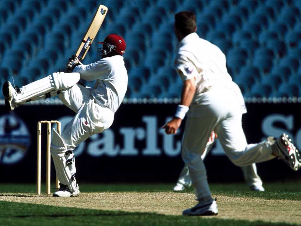 Ridley Jacobs plays an unusual shot, Victoria v West Indians, Melbourne, 3rd day, November 19, 2000