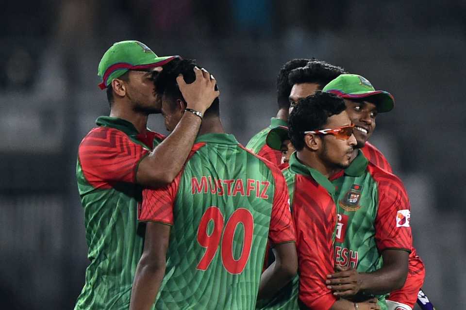Mashrafe Mortaza congratulates Mustafizur Rahman on his first five-wicket haul