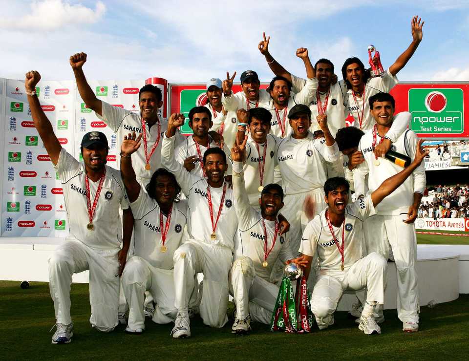 India celebrate their 1-0 series win, England v India, 3rd Test, The Oval, 5th day, August 13, 2007
