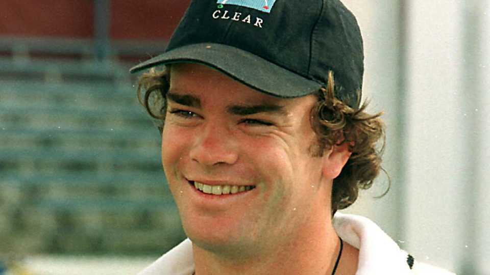 Dion Nash, who hit a career-best 89* in New Zealand's first innings and the winning runs in the second, is all smiles on the final day of the Wellington Test, New Zealand v India, December 30, 1998