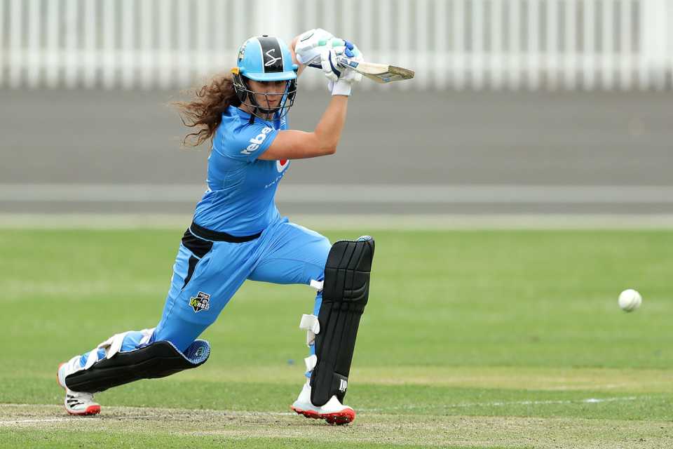 Laura Wolvaardt started her Adelaide Strikers career with an unbeaten fifty