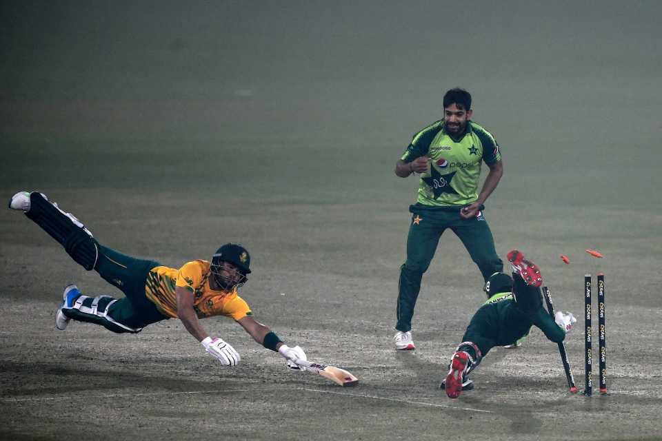 Mohammad Rizwan pulls off a spectacular run-out to dismiss Reeza Hendricks, Pakistan vs South Africa, 1st T20I, Lahore, February 11, 2021