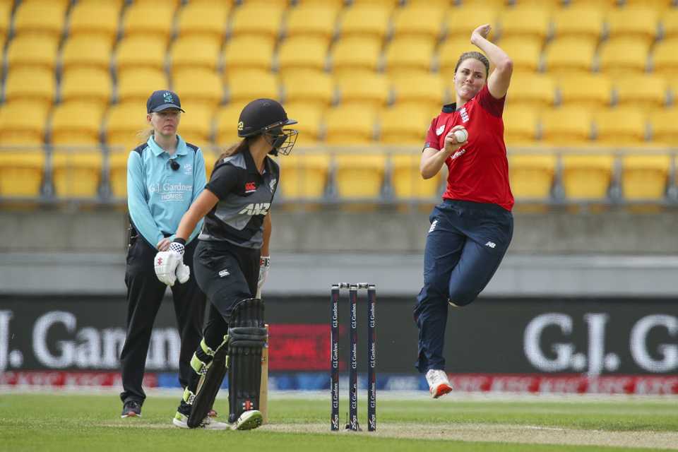 Natalie Sciver shone with the ball and the bat 