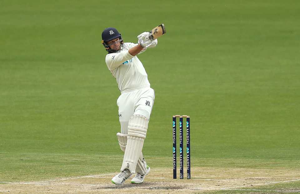 Peter Handscomb put Victoria into a strong position