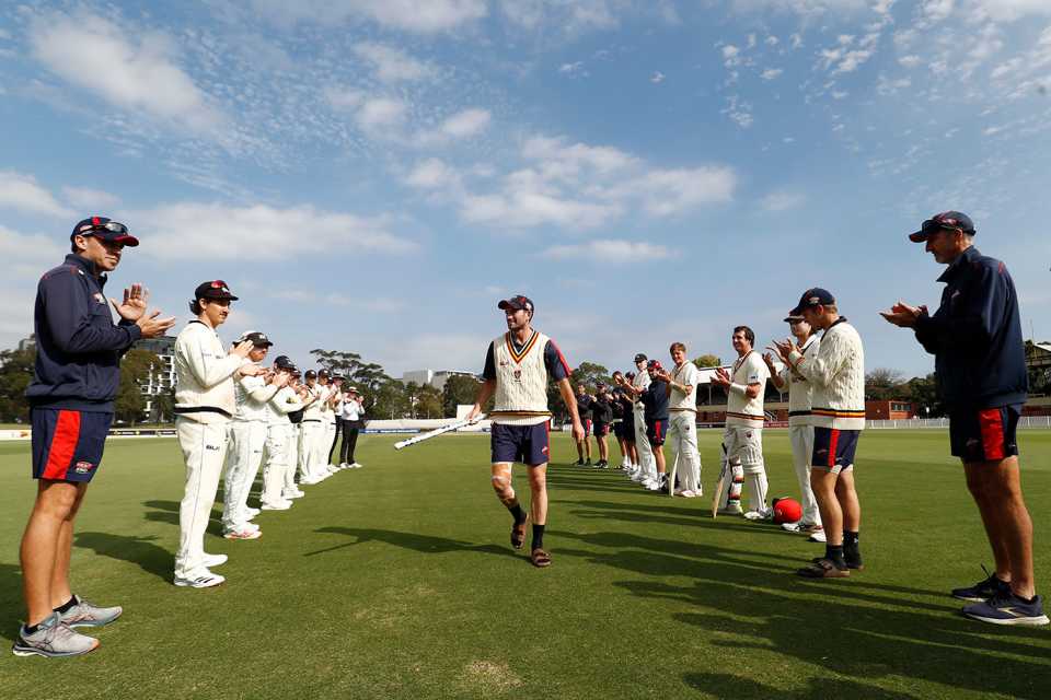 Chadd Sayers is given a guard of honour, Victoria vs South Australia, Sheffield Shield, Junction Oval, April 6, 2021