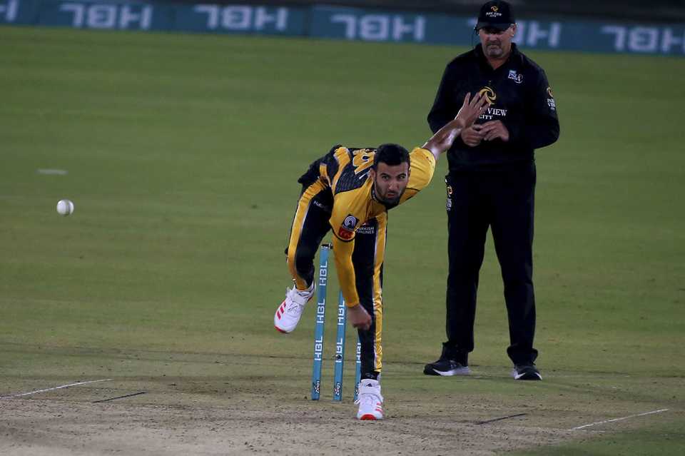 Saqib Mahmood was the PSL's leading wicket-taker when it was postponed, Peshawar Zalmi v Quetta Gladiators, PSL 2021, Karachi, February 26, 2021