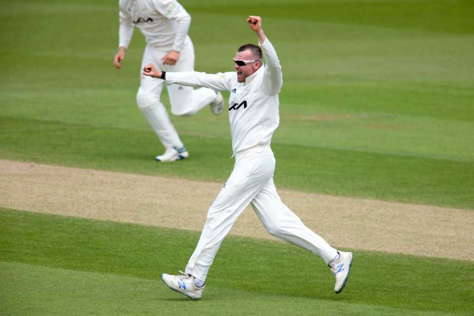 Dan Moriarty claims another wicket as Surrey's spinners take control, Surrey vs Gloucestershire, LV= Insurance County Championship, Kennington Oval, day 3, May 29, 2021