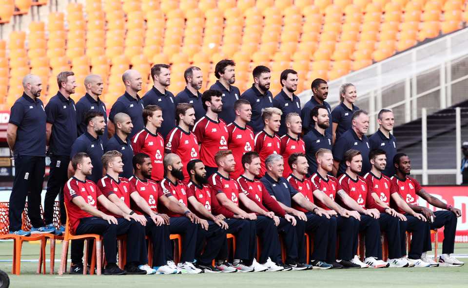 England's players and backroom staff pose for a squad photo ahead of the third T20I, India vs England, 3rd T20I, Ahmedabad, March 16, 2021