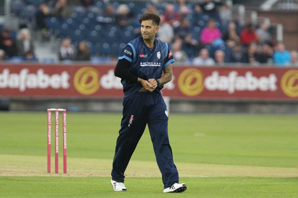 Jade Dernbach went on loan to Derbyshire during the Vitality Blast
