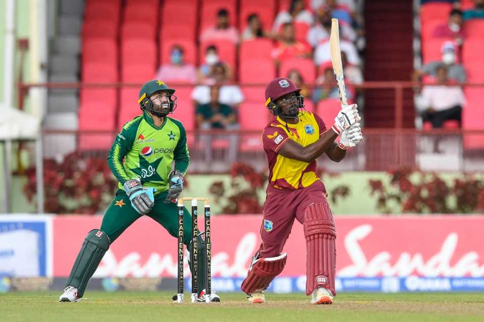 Andre Fletcher goes big down the ground, West Indies vs Pakistan, 3rd T20I, Guyana, August 1, 2021
