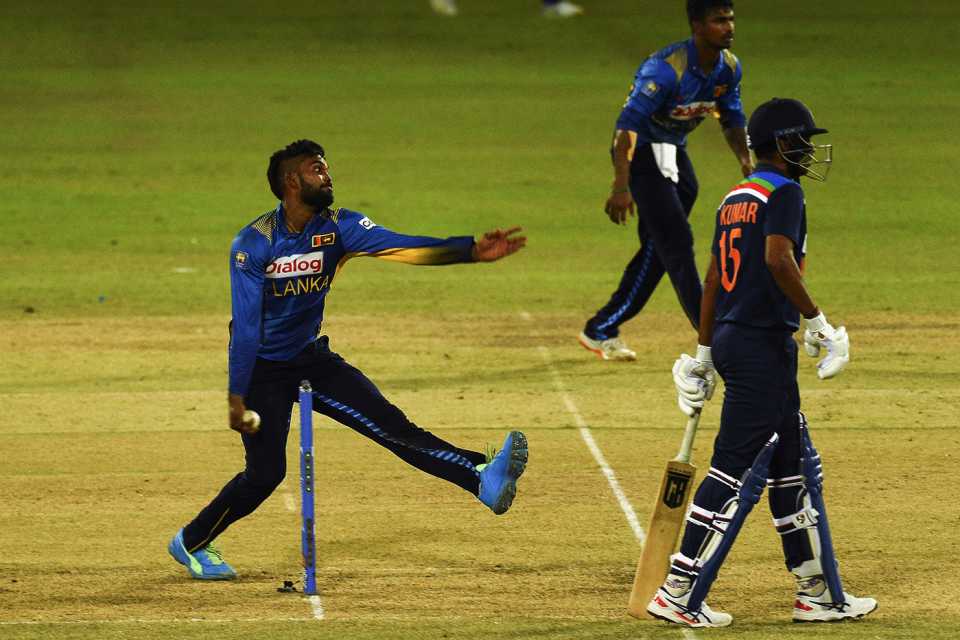 Wanindu Hasaranga bowls, Sri Lanka vs India, 2nd ODI, Colombo, July 20, 2021