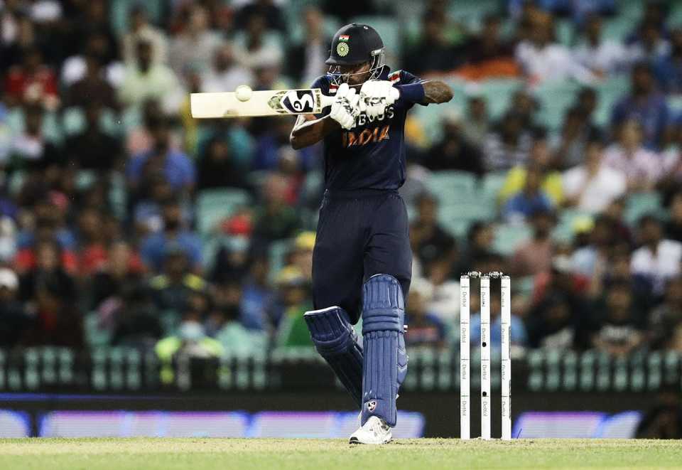 Hardik Pandya pulls, Australia vs India, 1st ODI, Sydney, November 27, 2020