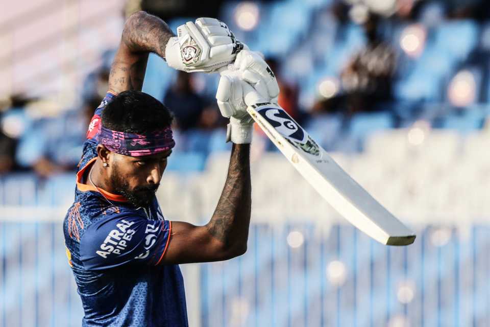 Hardik Pandya shadow-bats, Rajasthan Royals vs Mumbai Indians, IPL 2021, Sharjah, October 5, 2021