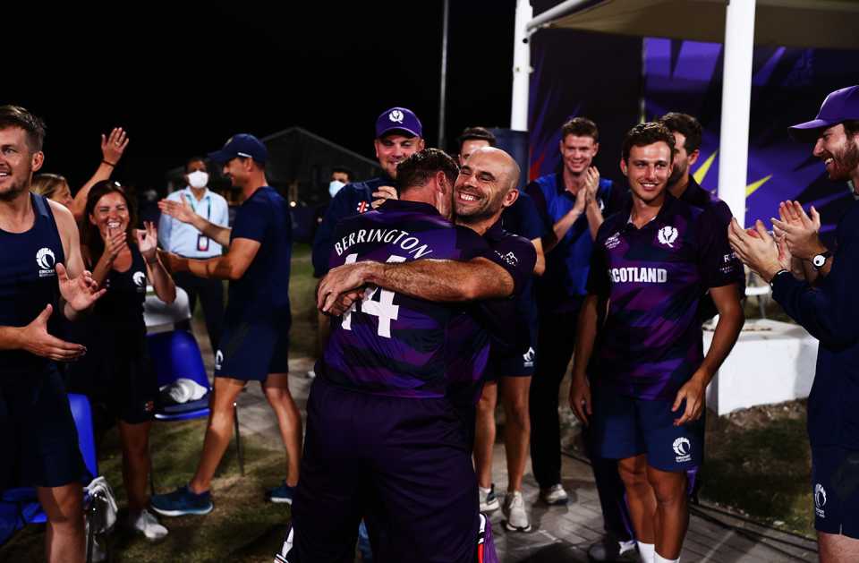 Richie Berrington and Kyle Coetzer embrace, Oman vs Scotland, T20 World Cup, Muscat, October 21, 2021