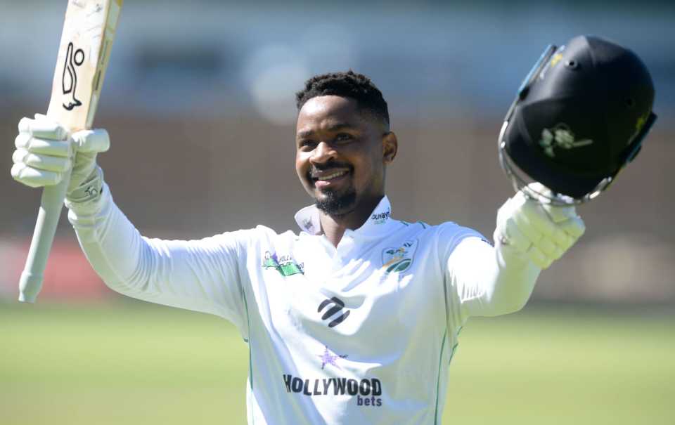 Khaya Zondo celebrates his maiden double-century, Dolphins vs Western Province, 4-Day Franchise Series, Cape Town, October 30, 2021