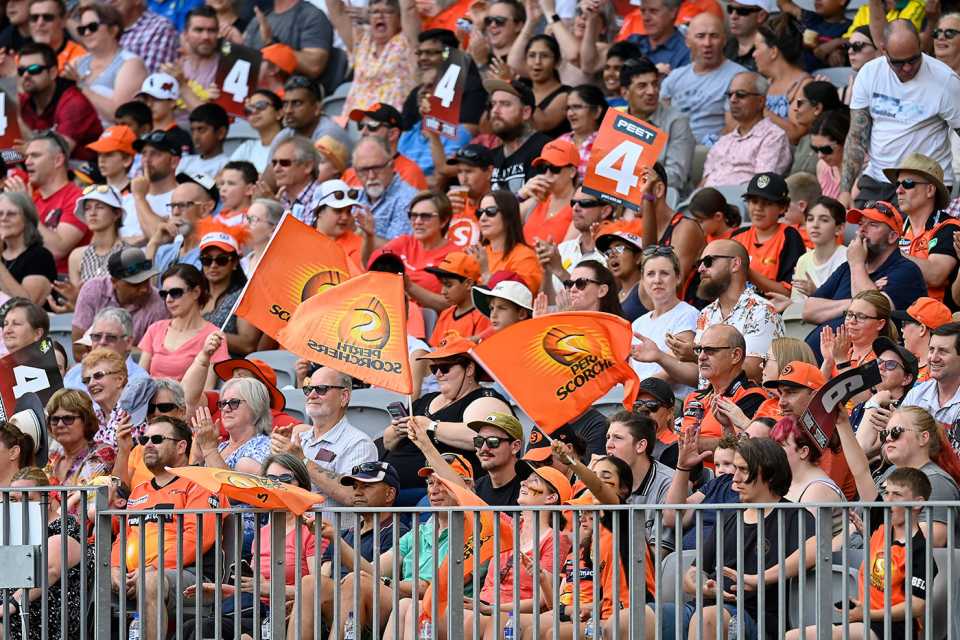 More than 15,000 spectators watched the WBBL final, Perth Scorchers vs Adelaide Strikers, WBBL final, Optus Stadium, November 27, 2021