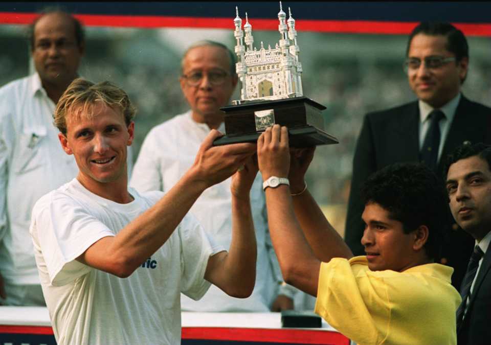 Allan Donald and Sachin Tendulkar share the Player-of-the-Match trophy, India v South Africa, 1st ODI, Calcutta, November 10, 1991