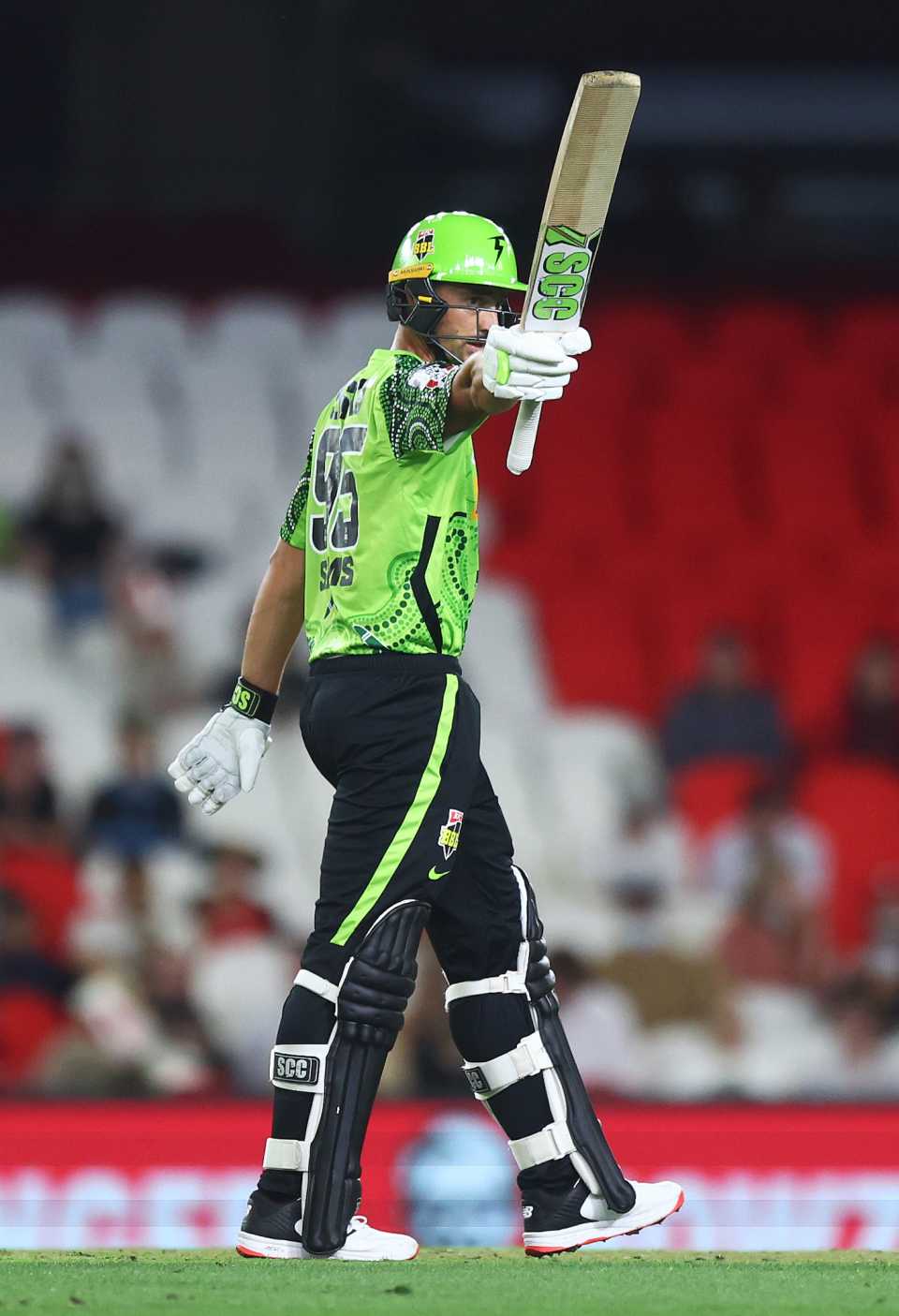 Daniel Sams acknowledges the cheers after getting to his half-century, Melbourne Renegades vs Sydney Thunder, BBL 2021-22, Melbourne, January 8, 2022