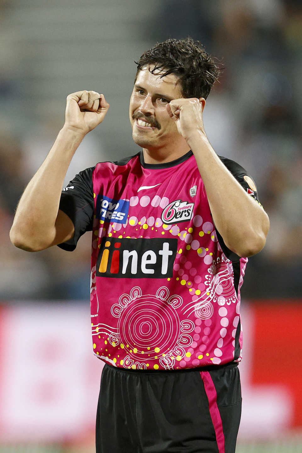 Ben Dwarshuis celebrates the wicket of Mackenzie Harvey, Melbourne Renegades vs Sydney Sixers, BBL 2021-22, Geelong, January 11, 2022