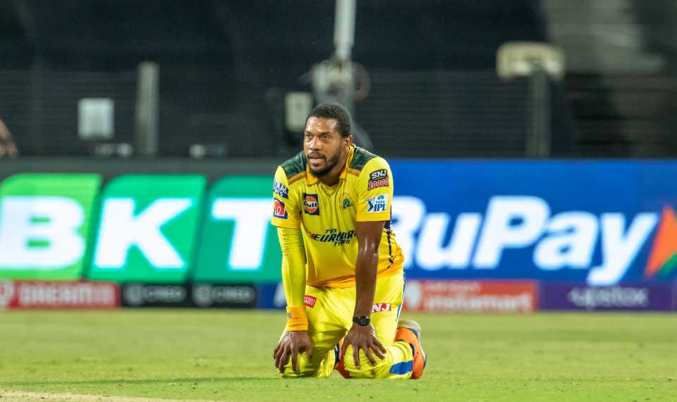 That sinking feeling - Chris Jordan failed to defend 13 runs in the final over, Chennai Super Kings vs Gujarat Titans, IPL 2022, Pune, April 17, 2022