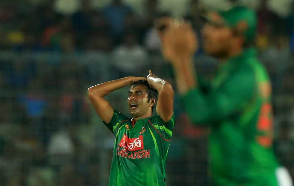 Mosharraf Hossain picked up three wickets