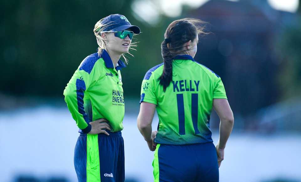 Gaby Lewis and Arlene Kelly have a chat, Ireland Women vs South Africa Women, 3rd T20I, Dublin, June 8 2022
