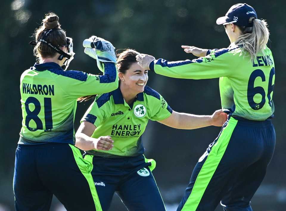 Ireland players celebrate a wicket, Ireland vs South Africa, 1st women's T20I, Dublin, June 3, 2022
