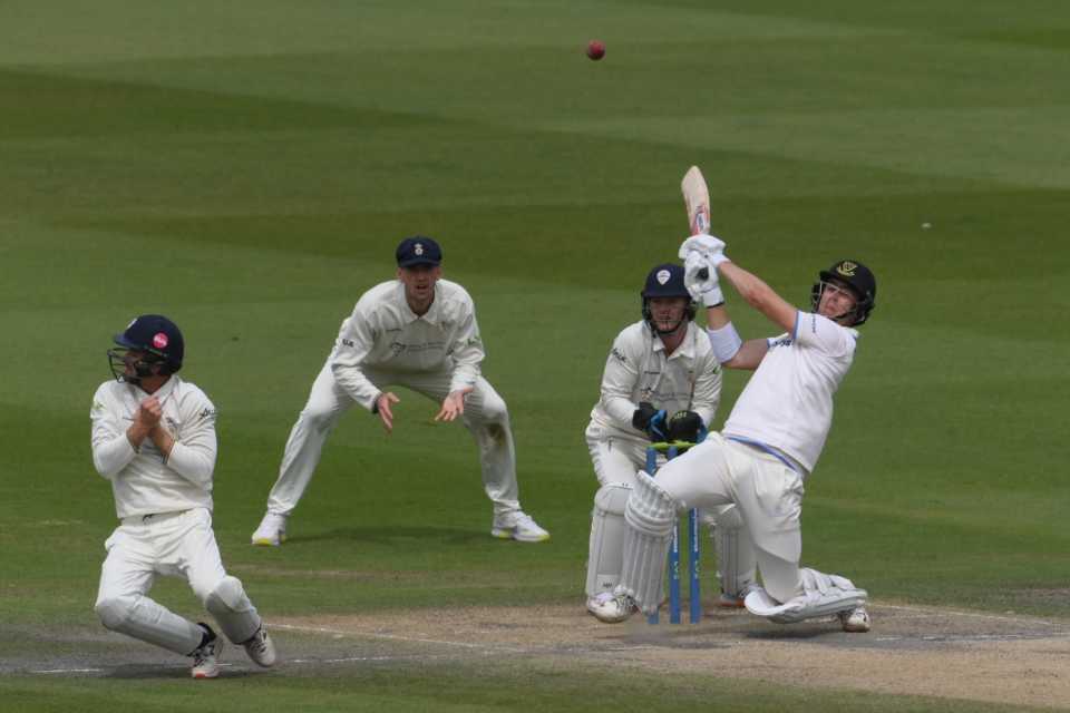 Ali Orr climbs onto the offensive in Sussex's run-chase, Sussex vs Derbyshire, County Championship, Hove, June 29, 2022
