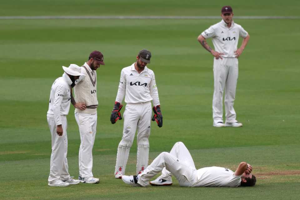 Jamie Overton suffered a knee injury on the third day at The Oval, Surrey vs Warwickshire, LV=County Championship, The Oval, July 27, 2022
